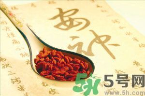苦瓜可以和枸杞一起泡水喝嗎？苦瓜和枸杞一起泡水喝好嗎？
