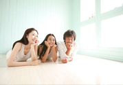 初二女孩內(nèi)褲上有分泌物正常嗎？?jī)?nèi)褲上的分泌物是什么？