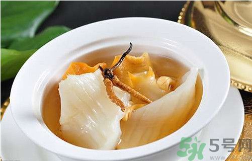 花膠煮后是否一定變成凍膠？花膠煮出來是什么顏色？