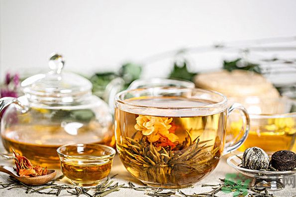 茉莉花綠茶加苦瓜能減肥嗎？茉莉花和苦瓜泡水喝嗎？