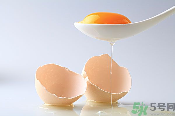 檸檬汁蛋清面粉做面膜能祛斑嗎？檸檬汁蛋清面粉能做面膜嗎？
