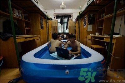 廣西學生把宿舍灌成泳池是哪個學校？廣西學生把宿舍灌成泳池怎么回事？