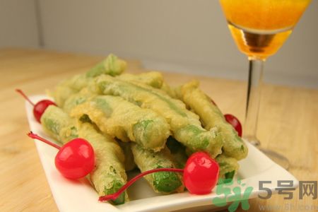 四季豆早期中毒的癥狀有哪些？吃四季豆中毒了怎么辦？