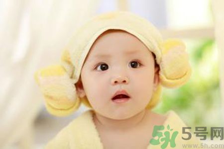 寶寶可以用清涼油嗎？寶寶多大了可以用清涼油？