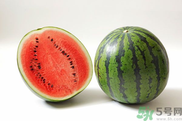 西瓜放冰箱可以放幾天？西瓜放冰箱隔夜能吃嗎？