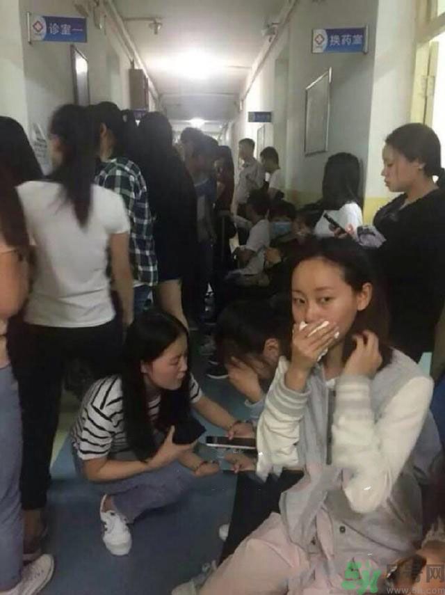 西安一高校多名學生嘔吐腹瀉原因是什么？多名學生嘔吐腹瀉是哪個學校？