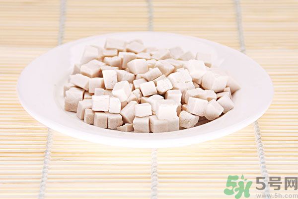 夏天吃茯苓好嗎？夏天吃茯苓有什么好處？