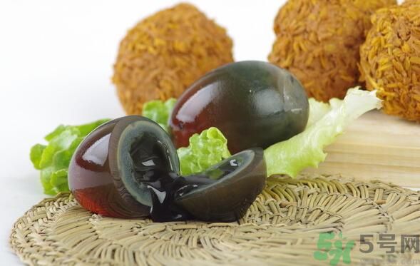 冬瓜和皮蛋一起吃能降火嗎？冬瓜能和皮蛋一起吃嗎？