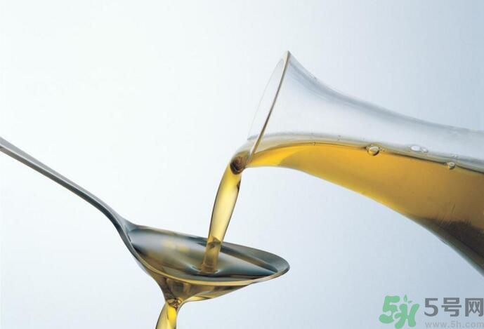 夏天吃橄欖油好還是調和油好？夏天吃橄欖油好嗎？