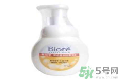 碧柔深層盈潤潔面泡沫適合什么膚質？敏感膚質可以用碧柔深層盈潤潔面泡沫嗎？