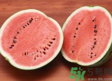西瓜能和牛奶一起吃嗎？西瓜和牛奶一起吃好嗎？