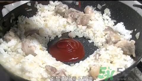 我的滑板鞋蛋包飯怎么做？我的滑板鞋蛋包飯的做法。