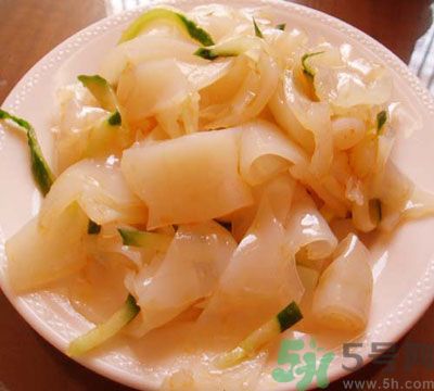 吃中藥可以吃涼皮嗎？喝中藥吃涼皮會(huì)減小藥性嗎？