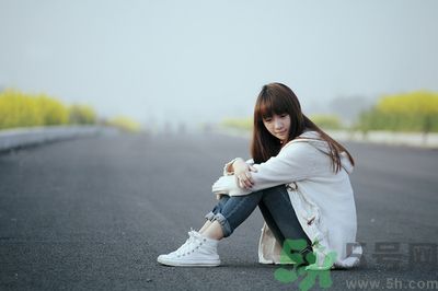 因太漂亮替考被發(fā)現(xiàn)是怎么回事？統(tǒng)考作弊會有什么懲罰？