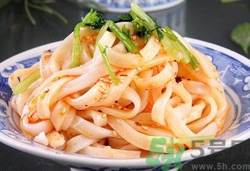 晚上吃涼皮會長胖嗎？每天吃涼皮會胖嗎？