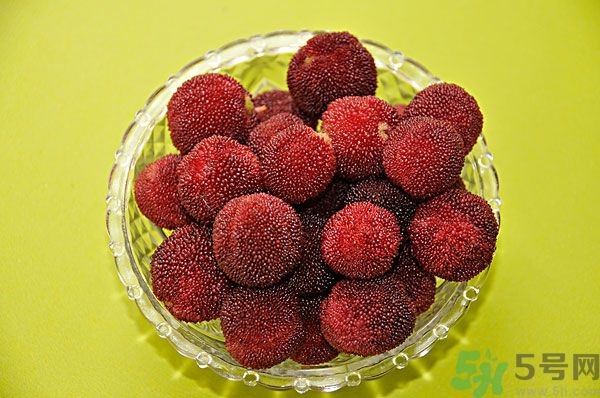 楊梅里面有小蟲怎么洗？楊梅里的蟲子怎么弄出來？