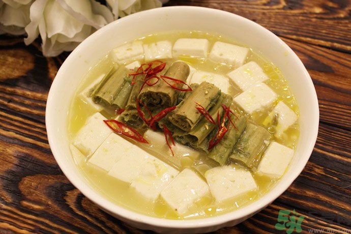 莧菜可以和豆腐一起吃嗎？莧菜能和豆腐一起吃嗎？