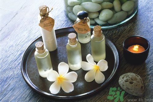 氫氧健肩頸活力本草油1號怎樣？氫氧健肩頸活力本草油1號好用嗎？