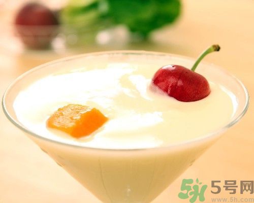 哈密瓜可以和酸奶一起吃嗎？哈密瓜能和酸奶同食嗎？