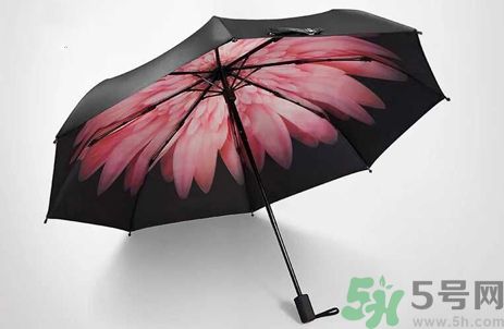 怎么挑選太陽(yáng)傘？蕾絲的太陽(yáng)傘防曬好嗎？