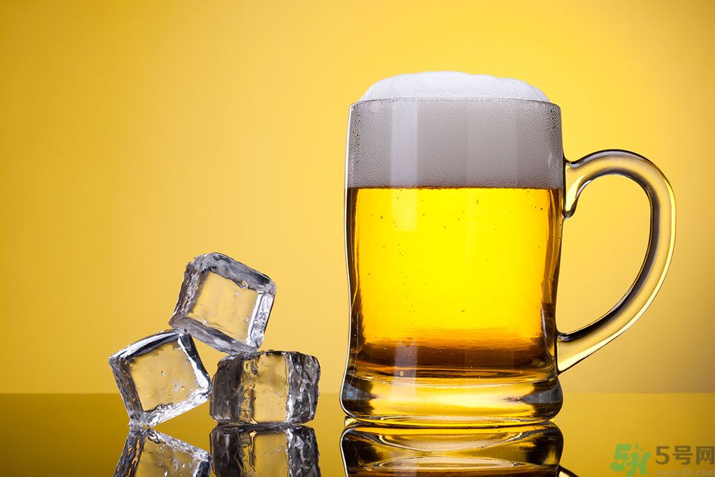 喝啤酒會影響月經嗎？喝啤酒會推遲月經嗎？
