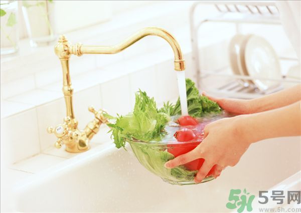 蔬菜怎么洗干凈？蔬菜怎么洗沒(méi)有寄生蟲(chóng)？