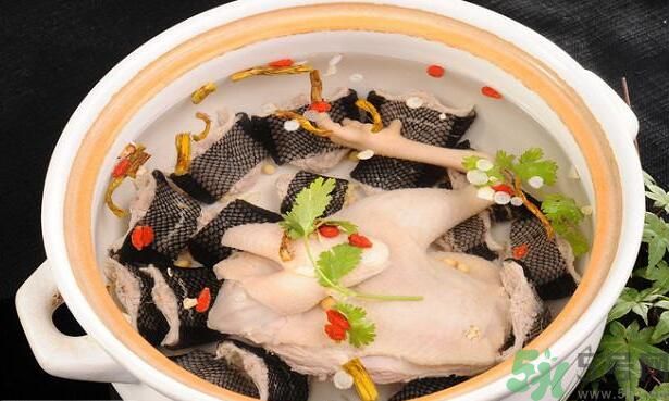 蛇肉上的寄生蟲怎么去除？蛇肉上有寄生蟲怎么辦？