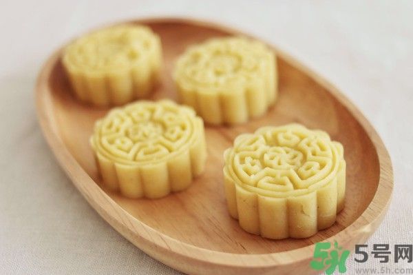 綠豆糕是熱性還是涼性？綠豆糕是涼性的嗎？