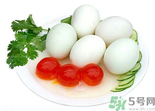 咸鴨蛋和雞蛋能一起吃嗎?咸鴨蛋和雞蛋營養價值