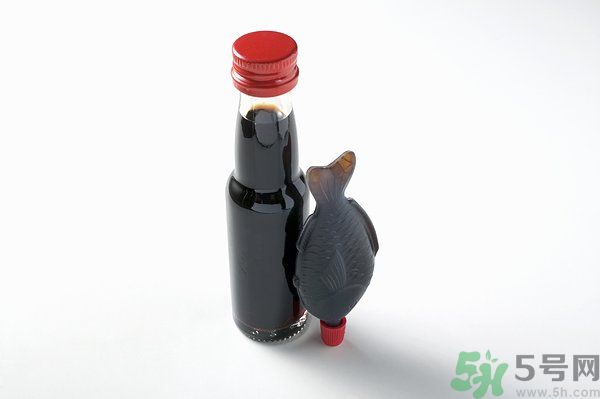 老抽和生抽的區別方法？怎么區分生抽和老抽？