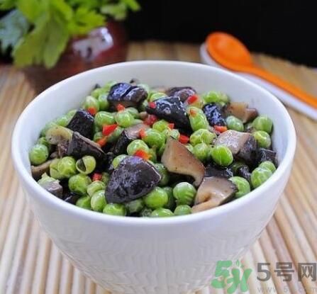 豌豆可以和香菇一起炒嗎？豌豆和香菇一起吃好嗎？