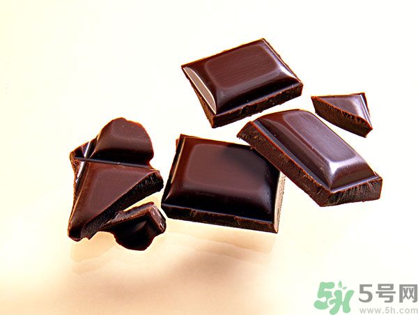 吃西瓜能防曬嗎？吃巧克力能紫外線嗎？