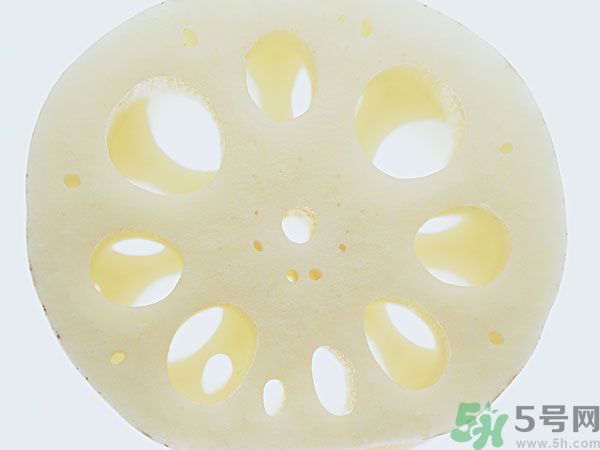 蓮藕里面的泥怎么清理？蓮藕里面的泥巴怎么洗？
