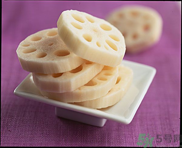 蓮藕里面的泥怎么清理？蓮藕里面的泥巴怎么洗？