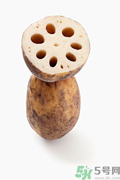 蓮藕里面的泥怎么清理？蓮藕里面的泥巴怎么洗？