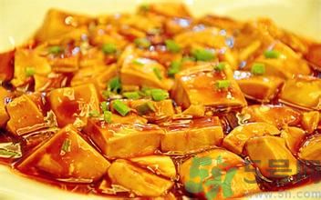 豆瓣醬的做法？豆瓣醬和黃豆醬的區別？