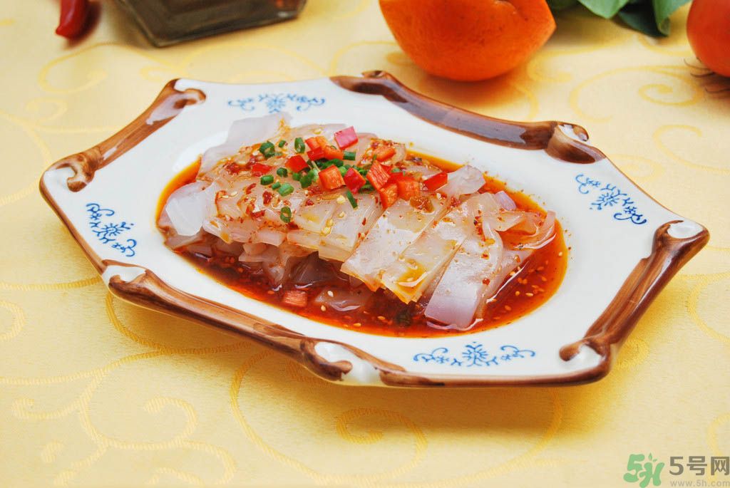豆瓣醬的做法？豆瓣醬和黃豆醬的區別？