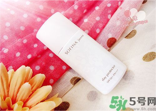 蘇菲娜sofina防曬霜哪款好用？sofina防曬白蕾絲藍蕾絲區別