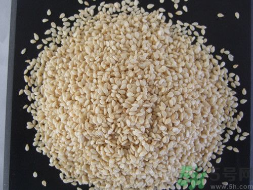 黑芝麻可以和白芝麻一起吃嗎?黑芝麻和白芝麻有什么區別