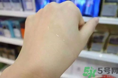 AHC神仙水效果怎么樣？AHC神仙水怎么用？