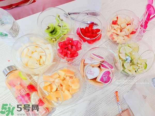 寵愛之名寵愛女孩面膜怎么樣？寵愛女孩礦物云絲面膜好用嗎？