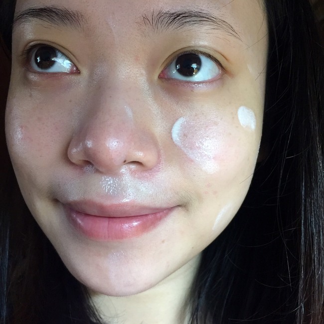 美寶蓮夢幻奇跡控油透潤持妝乳怎么樣？好用嗎？