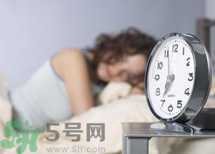 熬夜會導致月經推遲嗎?熬夜會導致月經失調嗎