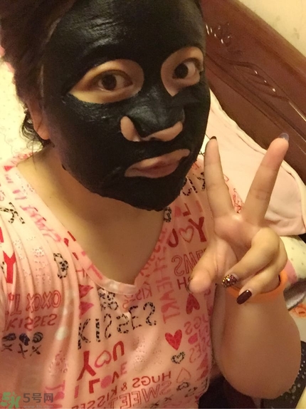歐尚坊黑面膜怎么樣？歐尚坊黑蒜竹炭蠶絲面膜好用嗎？