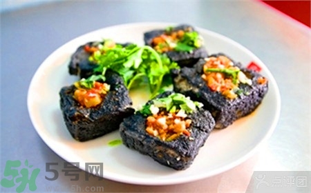 孕婦可以吃臭豆腐嗎?孕婦吃臭豆腐對(duì)胎兒有影響嗎