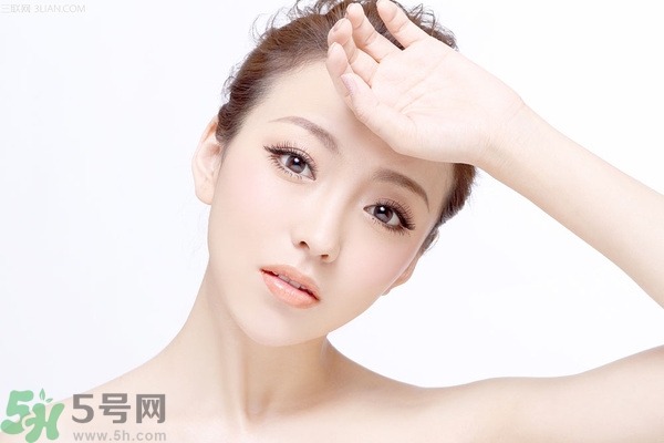 用洗面奶會(huì)長(zhǎng)痘痘嗎？洗面奶的使用步驟？