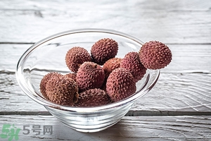 荔枝吃多了會上火嗎?怎么吃荔枝不上火？