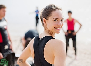 浮潛是什么意思？深潛和浮潛有什么區(qū)別？?