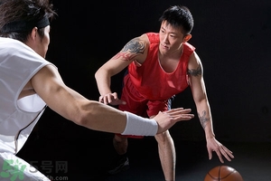 洗紋身要多久才能洗掉？洗紋身后多久能沾水？