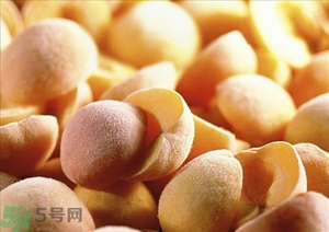 懷孕初期能吃水蜜桃嗎？孕早期吃水蜜桃好嗎？哺乳期能吃水蜜桃嗎？
